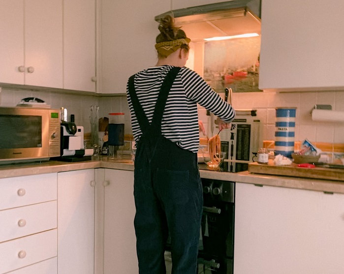 Place your oven directly on the counter of the kitchen